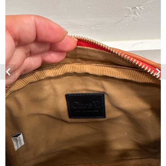 SOLD🎉🎉🎉 Clare V's midi sac in natural woven leather. Crossbody SOLD🎉🎉🎉 - Picture 6 of 6